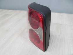 VW PASSAT B5 KOMBI LIFT FL LAMPA TYL LEWA 3B9945095AA 00-05