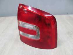 SKODA OCTAVIA II KOMBI LAMPA TYL PRAWA 1Z9945096 04-10