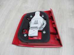 SKODA OCTAVIA II KOMBI LAMPA TYL PRAWA 1Z9945096 04-10