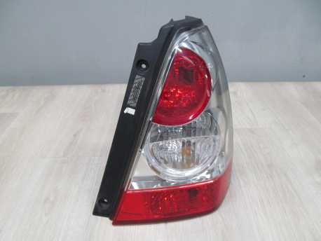 SUBARU FORESTER II LIFT SG LAMPA TYL PRAWA 06-08 EU