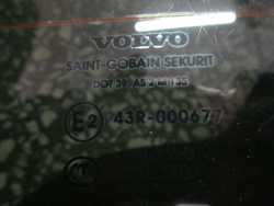 VOLVO C30 06-13 R-DESIGN KLAPA BAGAZNIKA TYL 476-46