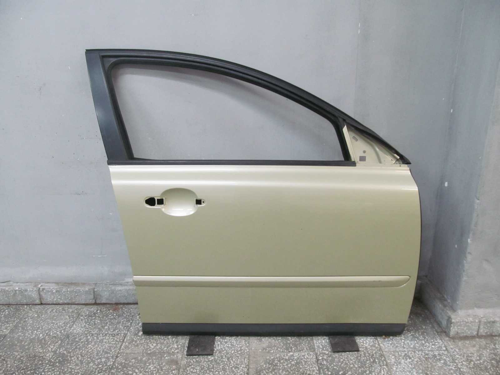 VOLVO S40 V50 04-12 DRZWI PRZOD PRZEDNIE PRAWE 464-46