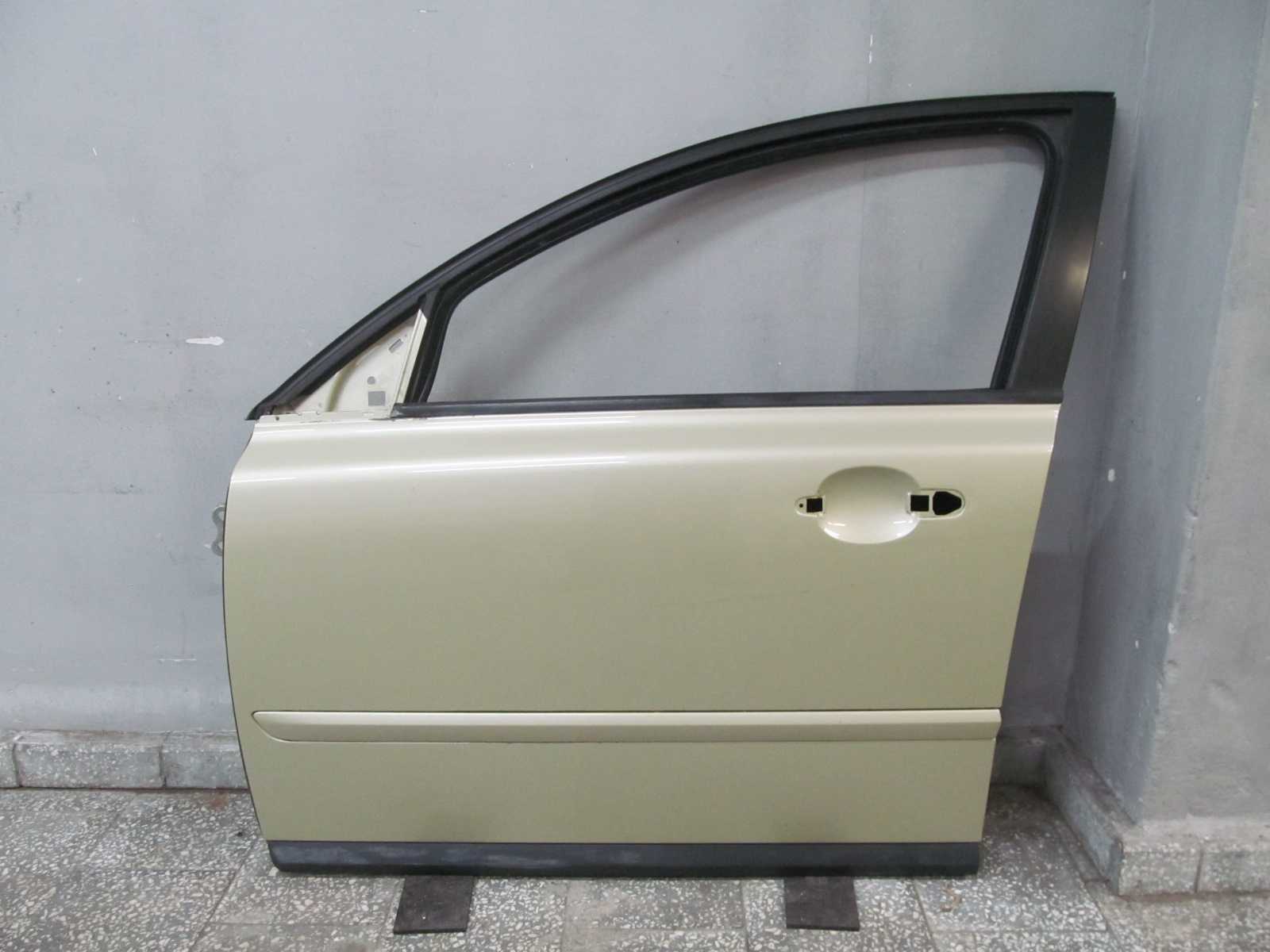 VOLVO S40 V50 04-12 DRZWI PRZOD PRZEDNIE LEWE 464-46