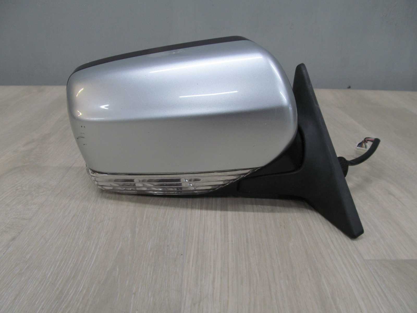 SUBARU FORESTER SG II LIFT LUSTERKO PRAWE 8PIN 06-08 01G EU