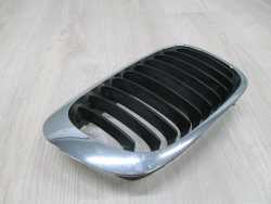 BMW 3 E46 COUPE GRILL NERKA ATRAPA PRAWA 8208672 00-06