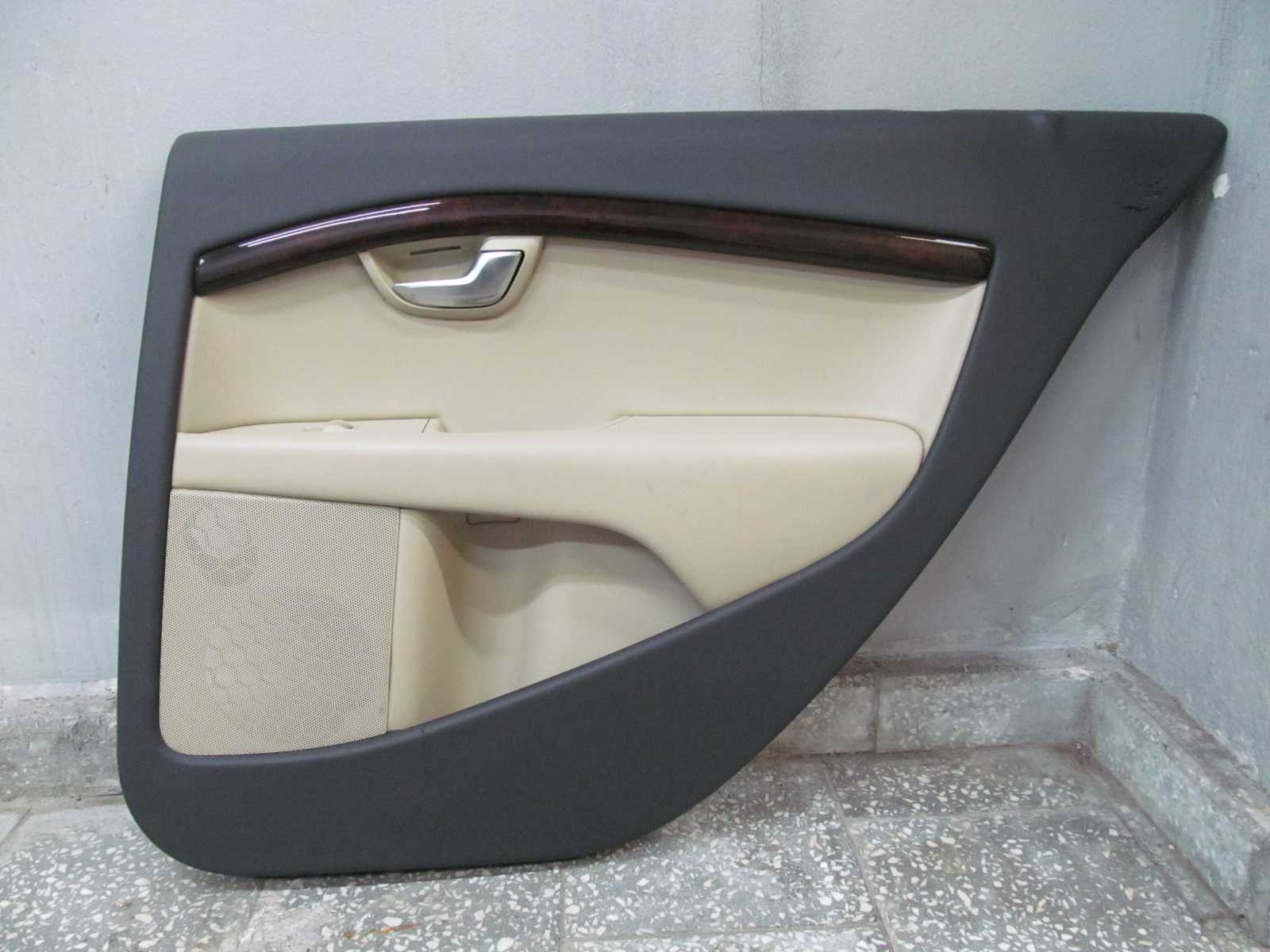 VOLVO S80 II V70 06-13 TAPICERKA BOCZEK DRZWI SKORA TYL PRAWY 8686855