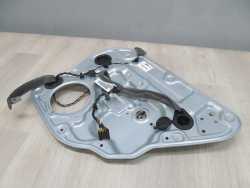 VOLVO S40 V50 04-12 MECHANIZM PODNOSNIK SZYBY TYL PRAWY 8679083
