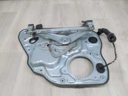 VOLVO S40 V50 04-12 MECHANIZM PODNOSNIK SZYBY TYL PRAWY 8679083