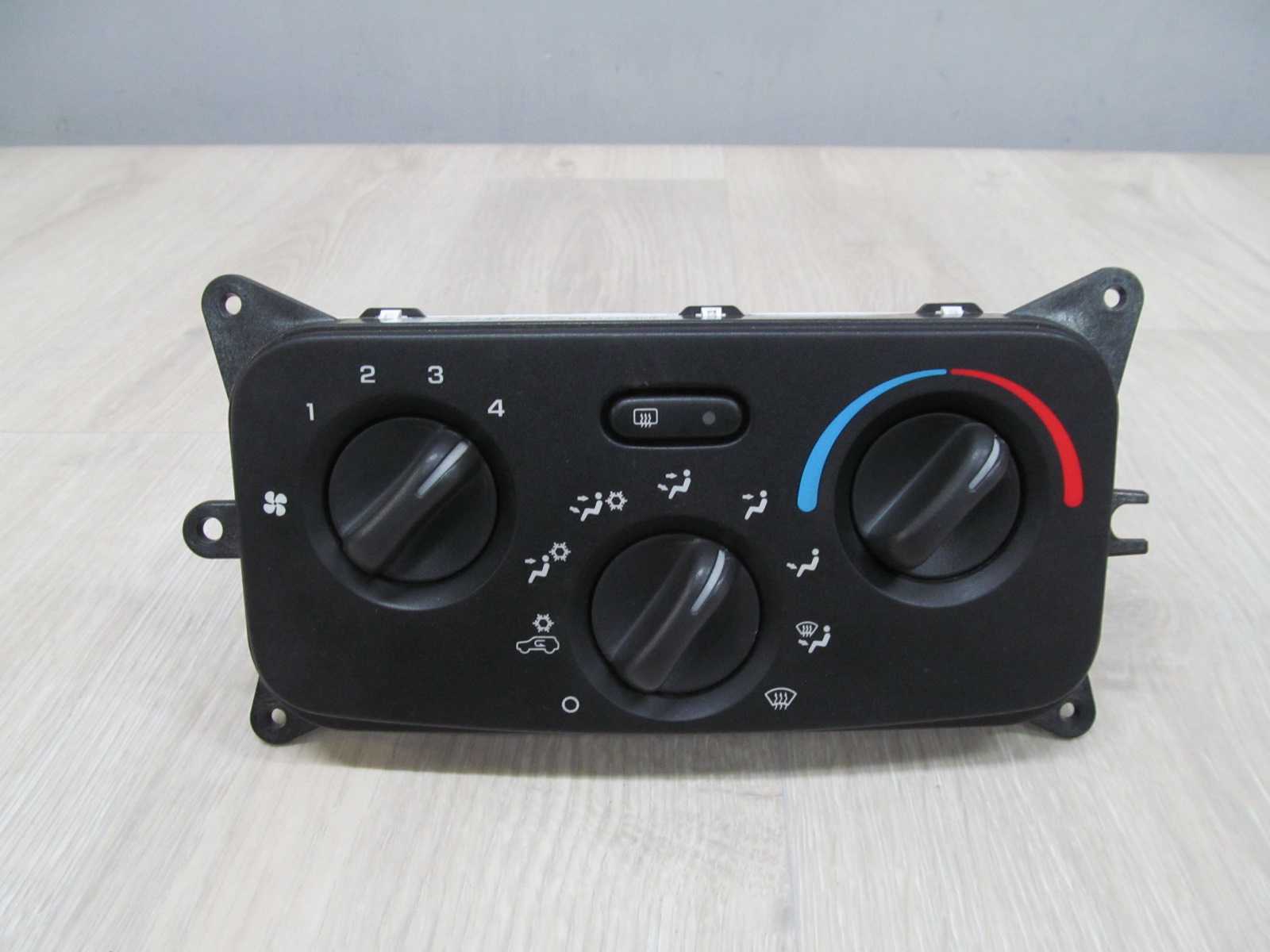 JEEP CHEROKEE KJ PANEL NAWIEWU KLIMATYZACJI 55037533AD