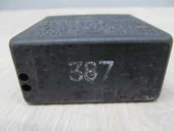 VW AUDI SKODA PRZEKAZNIK 387 SWIATEL 4B0919471