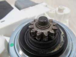 VOLVO S40 V50 04-12 SILNICZEK SZYBY PRZOD PRAWY 30739009