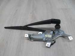 SUBARU LEGACY OUTBACK SILNICZEK WYCIERACZEK KLAPY TYL 03-09
