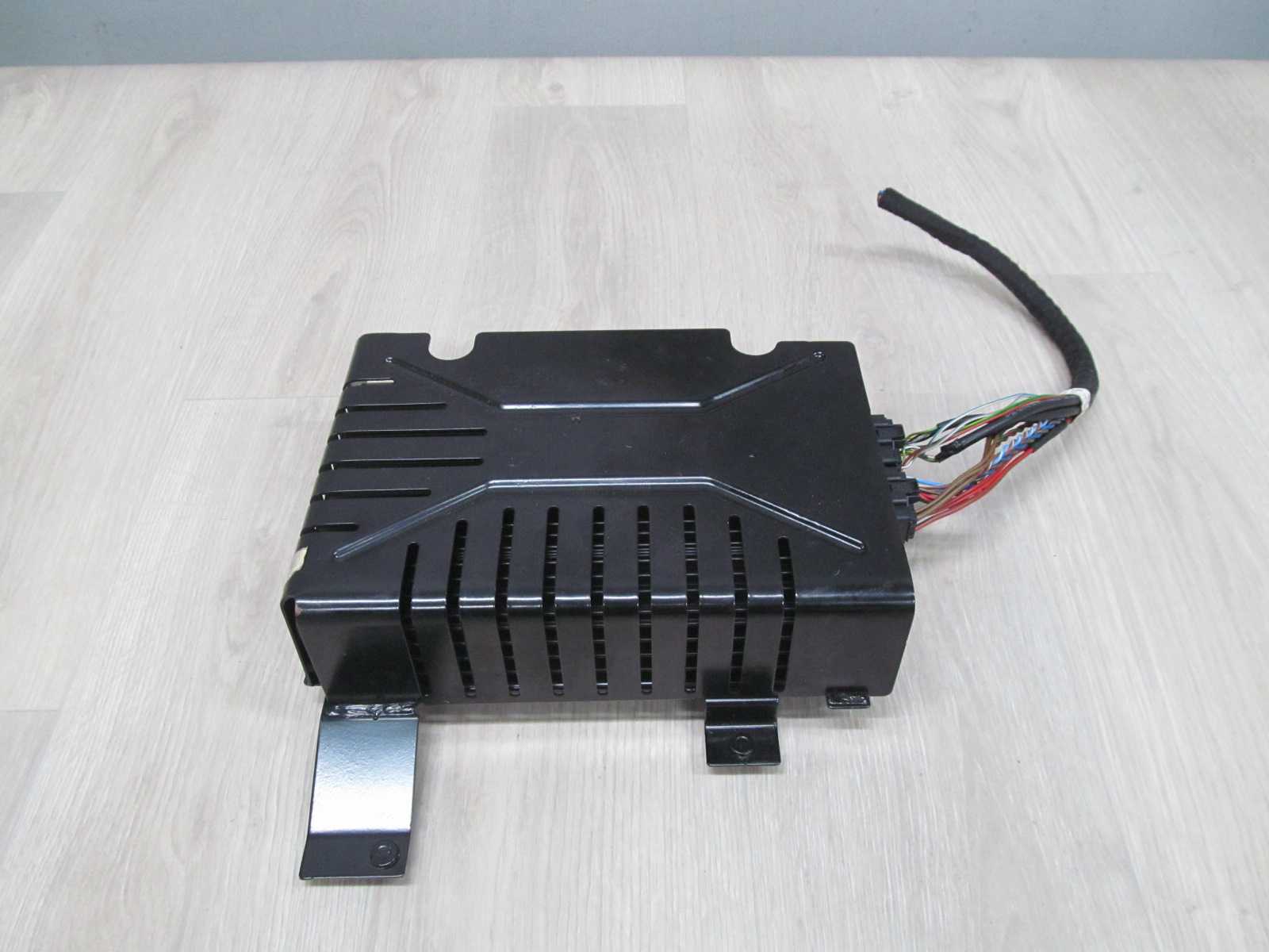VW PASSAT B5 LIFT GOLF BORA WZMACNIACZ 1J0035456