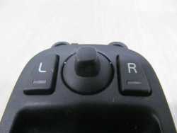 VOLVO C30 PANEL PRZELACZNIK SZYB LUSTEREK 30710783 06-13