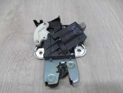 AUDI A4 B7 PASSAT B6 JETTA 05- ZAMEK KLAPY BAGAZNIKA 4F5827505