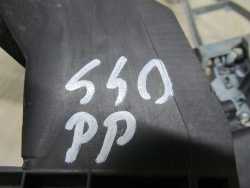 VOLVO S40 V50 04-13 UCHWYT PODSTAWA KLAMKI PRAWA 30663577