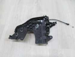 VOLVO S40 V50 04-13 UCHWYT PODSTAWA KLAMKI TYL PRAWA 30699112