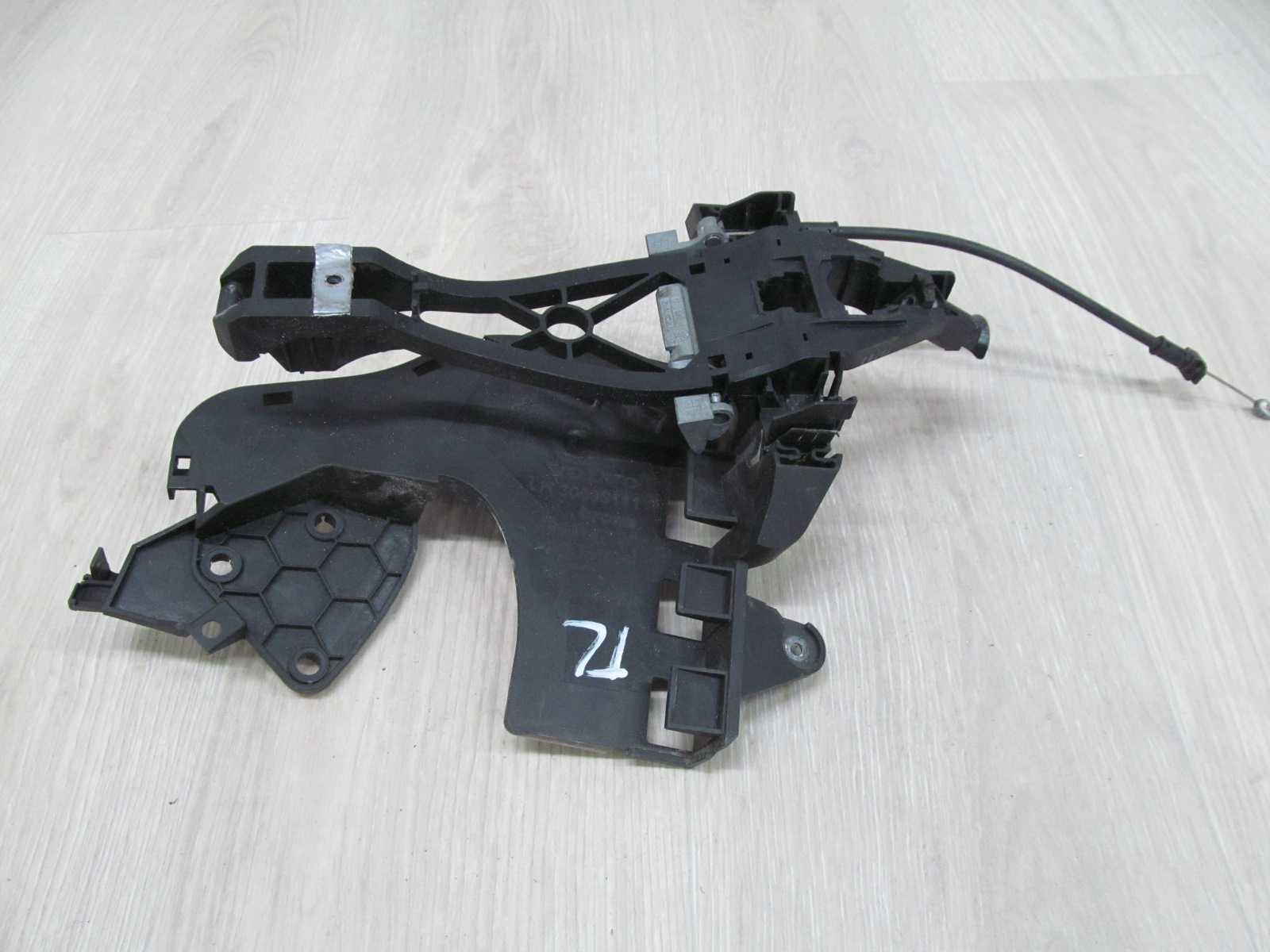 VOLVO S40 V50 04-13 UCHWYT PODSTAWA KLAMKI TYL LEWA 30699111