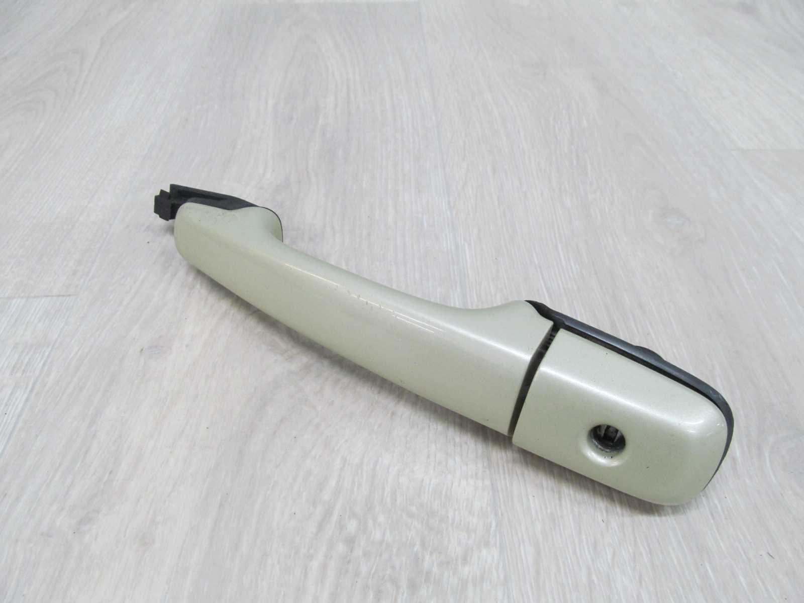 VOLVO C30 S40 V50 04-13 KLAMKA DRZWI PRZOD LEWA 8679712 464-46