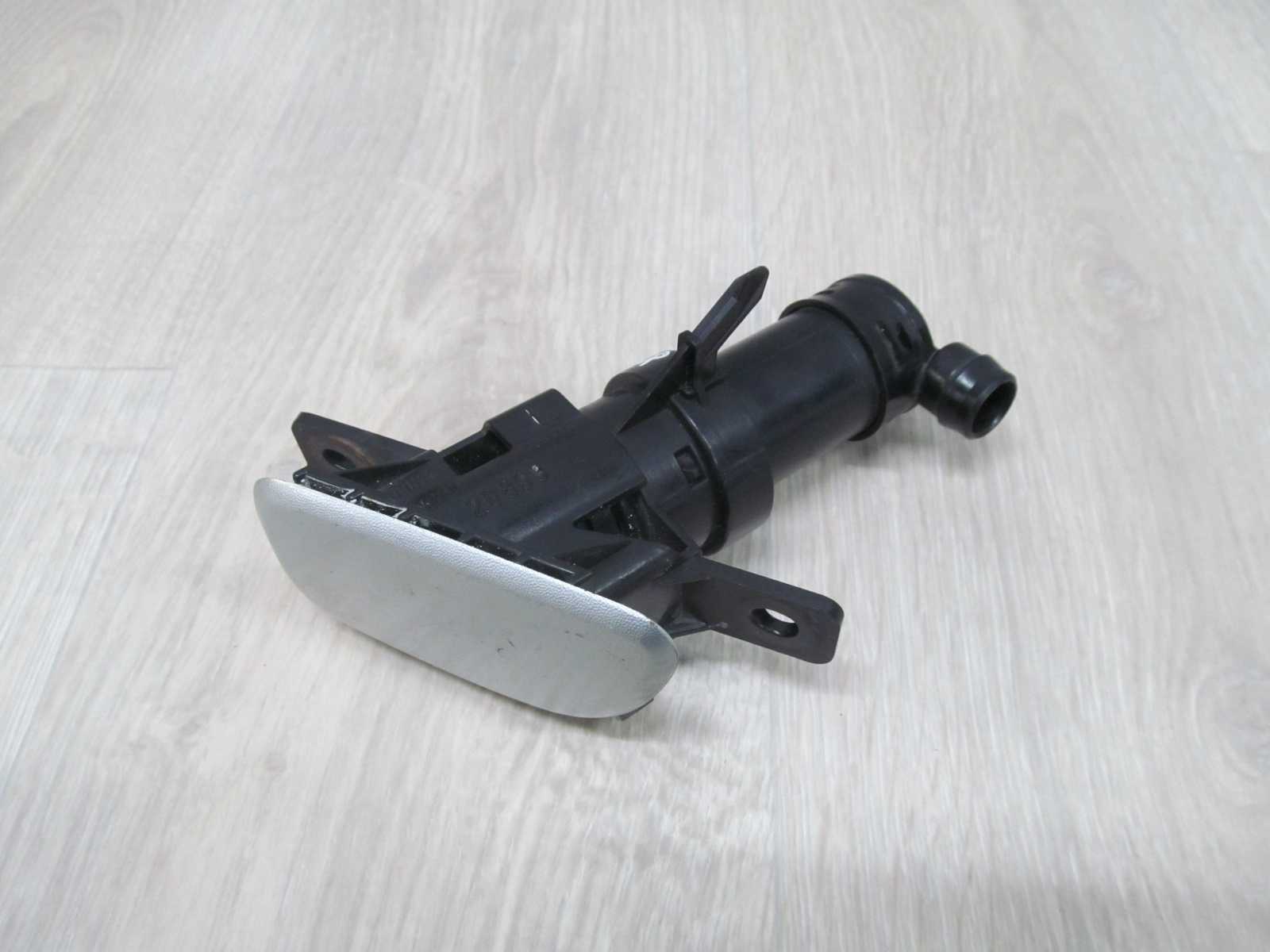 SUBARU FORESTER II LIFT SG SPRYSKIWACZ LAMPY REFLEKTORA LEWY 06-08 20893