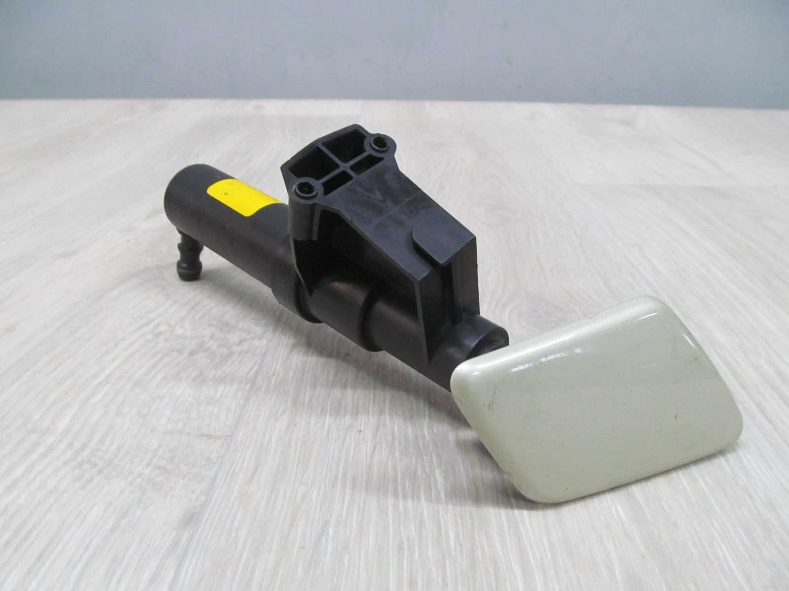 VOLVO S40 V50 SPRYSKIWACZ LAMPY REFLEKTORA PRAWY XENON 464 04-12