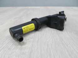 VOLVO S40 V50 SPRYSKIWACZ LAMPY REFLEKTORA LEWY XENON 30661085 04-12