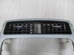 SUZUKI LIANA RAMKA OSLONA KONSOLI KRATKA NAWIEWU 01-10