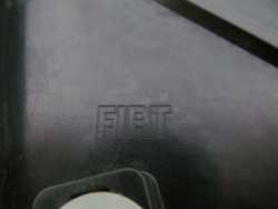 FIAT 500 07-15 TROJKAT ZASLEPKA OSLONA BLOTNIKA LEWA 086227 735426887