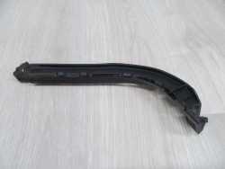 VOLVO S40 SLIZG MOCOWANIE ZDERZAKA TYL PRAWY 30676206 04-12