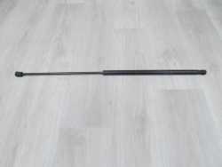 VOLVO C30 S40 V50 TELESKOP SILOWNIK MASKI 9483570