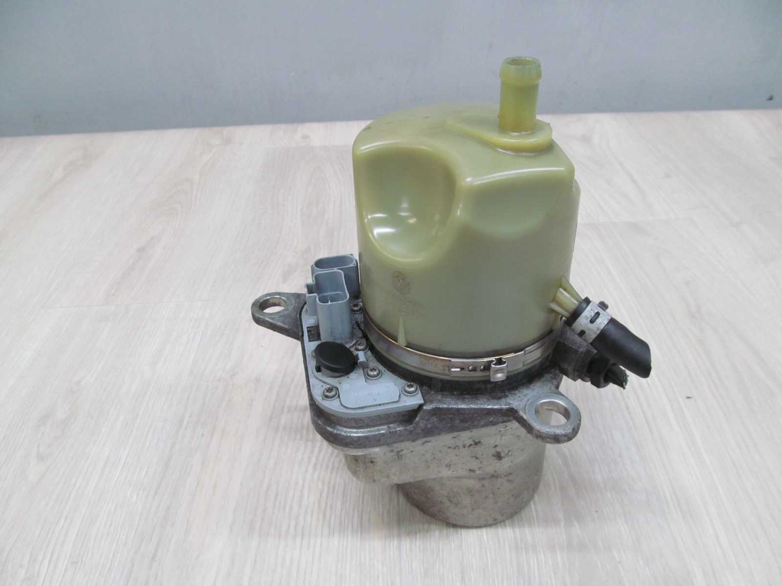 VOLVO C30 S40 V50 POMPA WSPOMAGANIA 4N51-3K514-DR 30742307 06-13