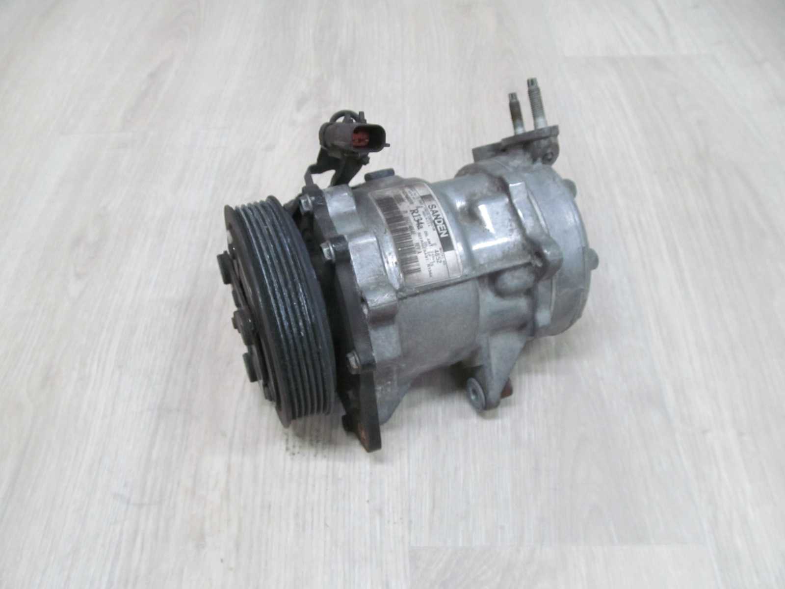 JEEP CHEROKEE KJ 01-06 3.7 SPREZARKA KLIMATYZACJI 55037466AE 4852