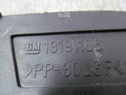 OPEL CORSA D PAS PRZEDNI WZMOCNIENIE CZOLOWE OKULAR 13191106