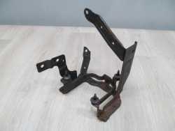 VOLVO C30 S40 V50 UCHWYT MOCOWANIE POMPY WSPOMAGANIA 3M51-3K738-AB