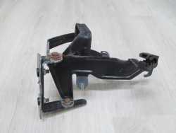 AUDI A2 PODSTAWA POMPY WSPOMAGANIA 8Z0423845E