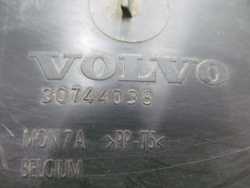 VOLVO C30 NADKOLE TYL TYLNE LEWE 30744038 06-13