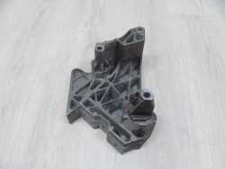 VW GOLF V AUDI 2.0 TFSI WSPORNIK LAPA SILNIKA 06F199207H