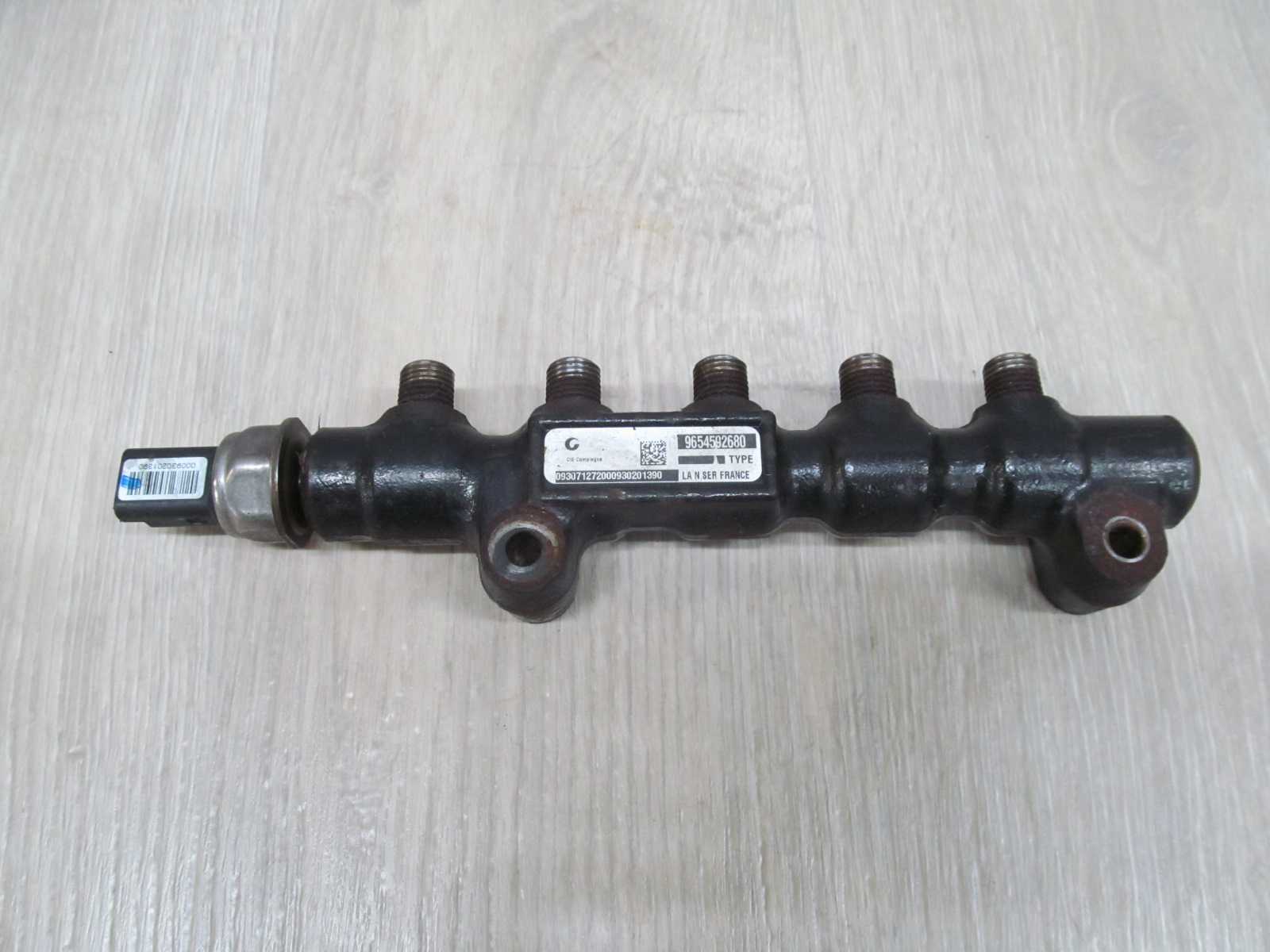 VOLVO FORD PEUGEOT 1.6 D LISTWA WTRYSKOWA PALIWA CZUJNIK 9654592680 9655465480