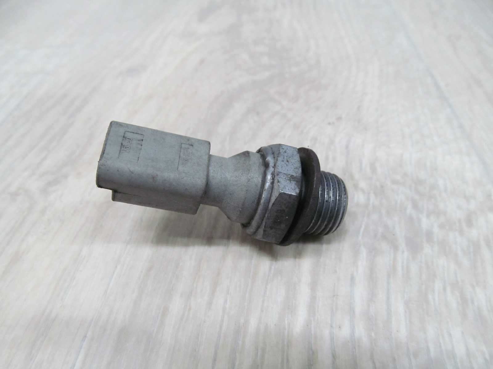 PEUGEOT CITROEN 1.6 HDI CZUJNIK CISNIENIA OLEJU 96329985