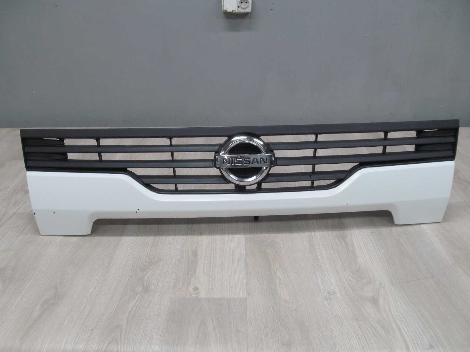 NISSAN CABSTAR MAXITY NT400 GRILL ATRAPA 62320MB 07-15