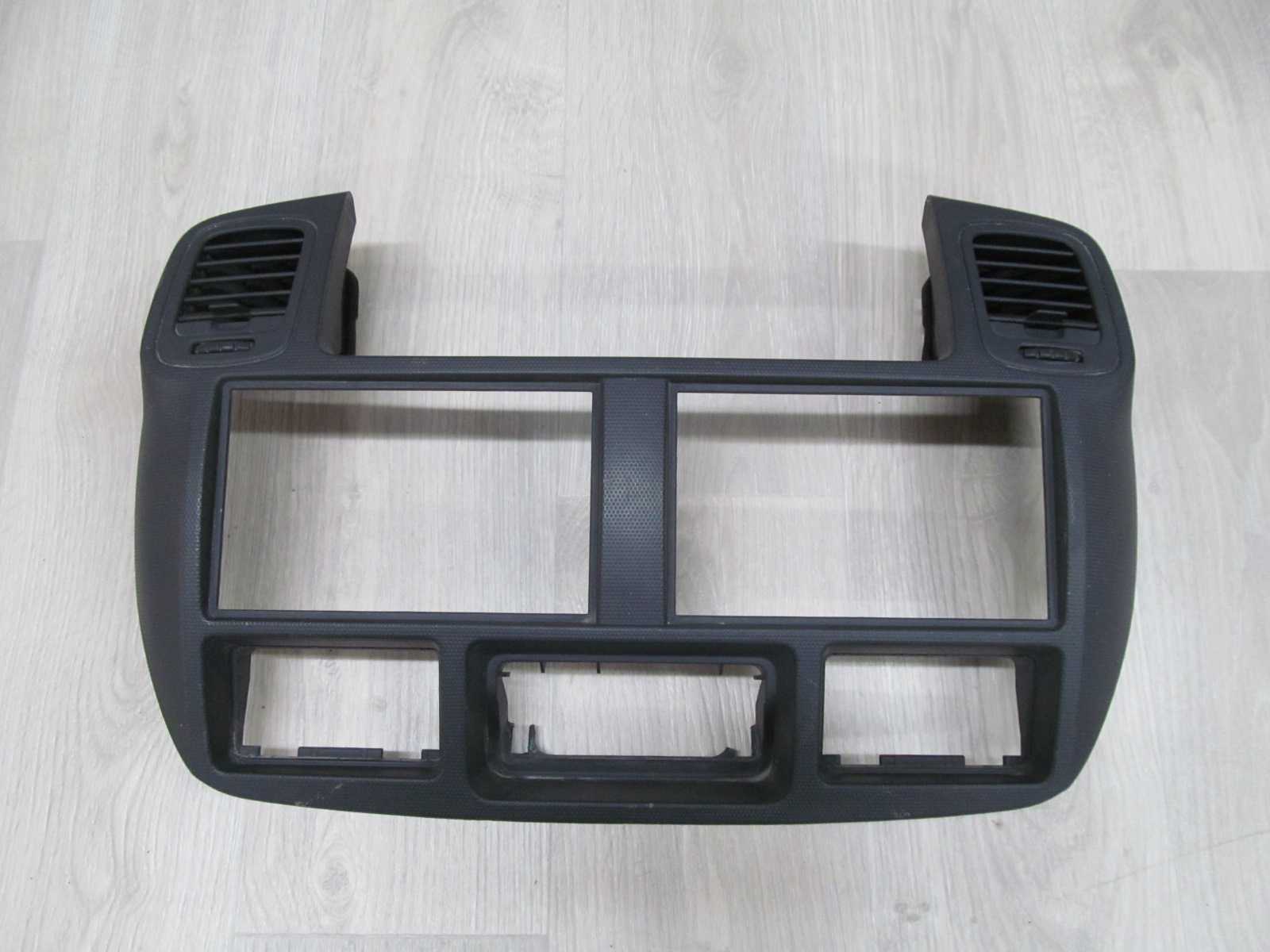 NISSAN CABSTAR MAXITY NT400 RAMKA OSLONA KONSOLA SRODKOWA 68260MB400 07-15