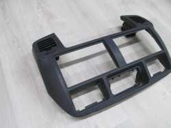 NISSAN CABSTAR MAXITY NT400 RAMKA OSLONA KONSOLA SRODKOWA 68260MB400 07-15
