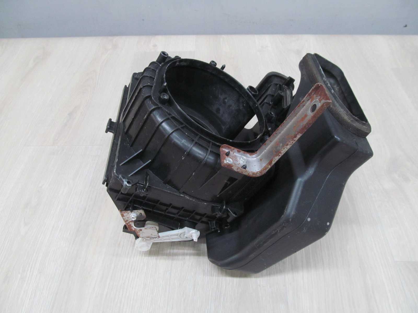 NISSAN CABSTAR MAXITY NT400 OBUDOWA DMUCHAWY UK 07-15