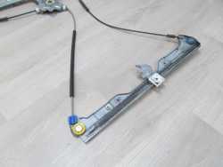 NISSAN CABSTAR MAXITY NT400 MECHANIZM PODNOSNIK SZYB PRAWY 07-15