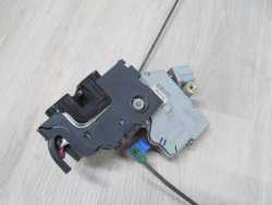 NISSAN CABSTAR MAXITY NT400 ZAMEK DRZWI PRAWY 805523Y51B 07-15