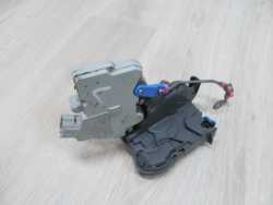 NISSAN CABSTAR MAXITY NT400 ZAMEK DRZWI LEWY 805533Y51B 07-15