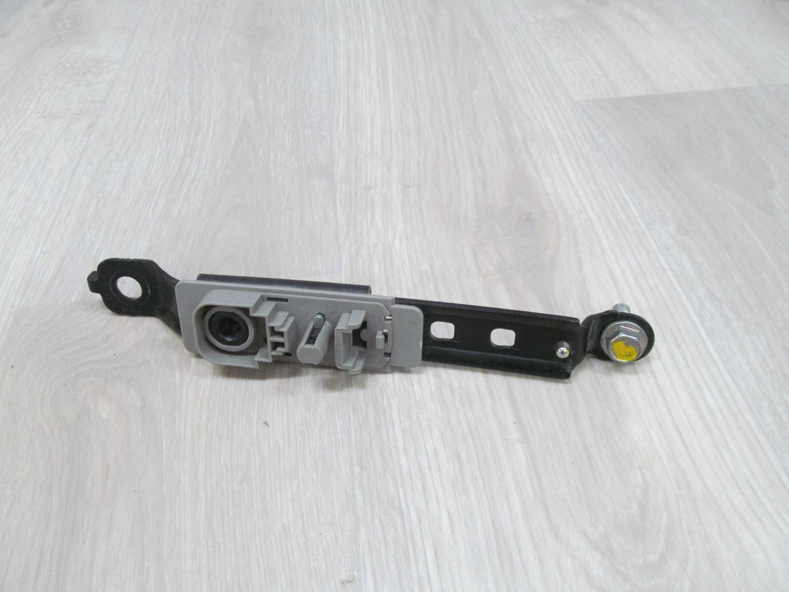 NISSAN CABSTAR MAXITY NT400 REGULACJA WYSOKOSCI PASA BEZPIECZENSTWA 07-15