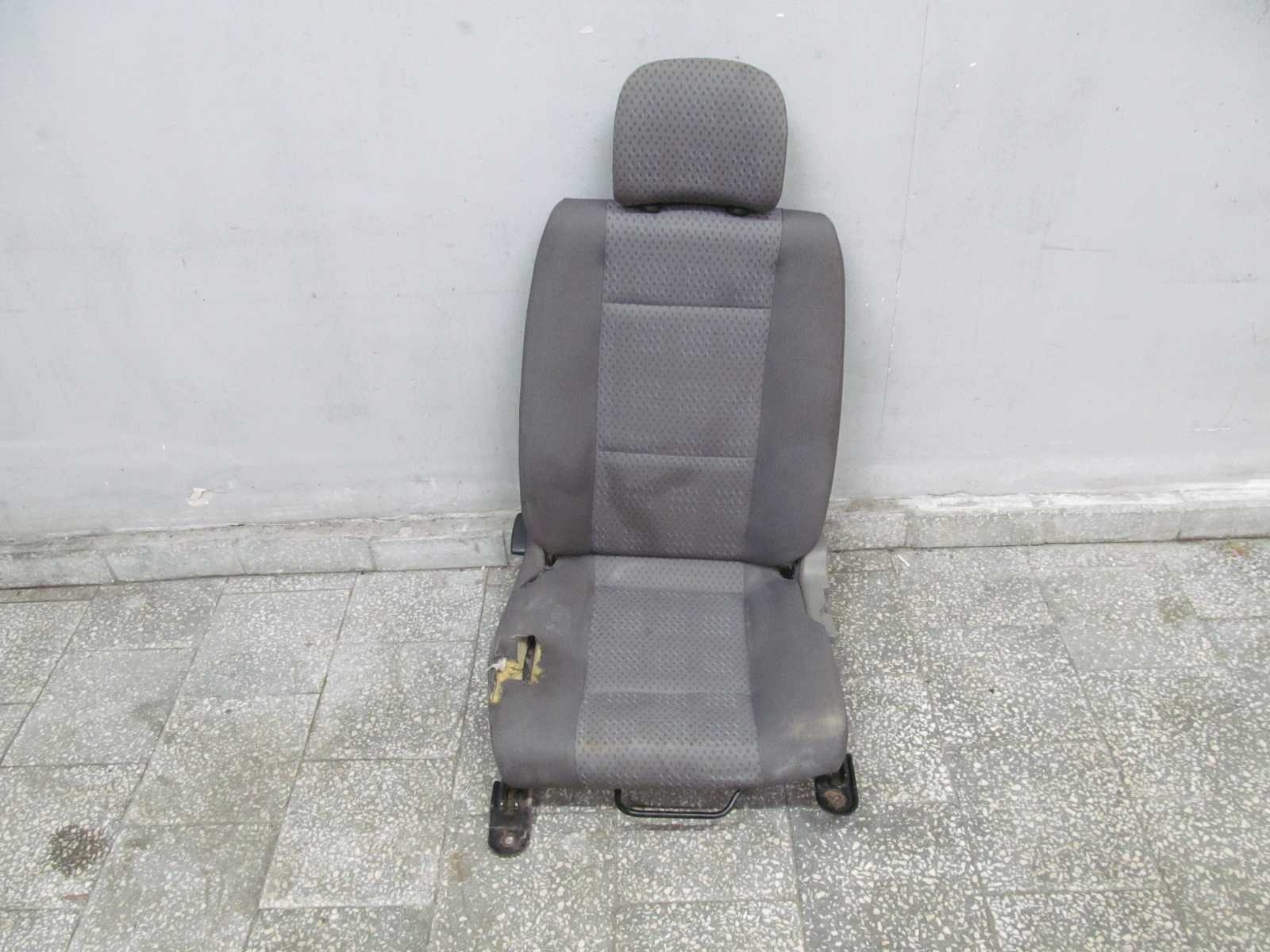 NISSAN CABSTAR MAXITY NT400 FOTEL SIEDZENIE KIEROWCY UK 07-15
