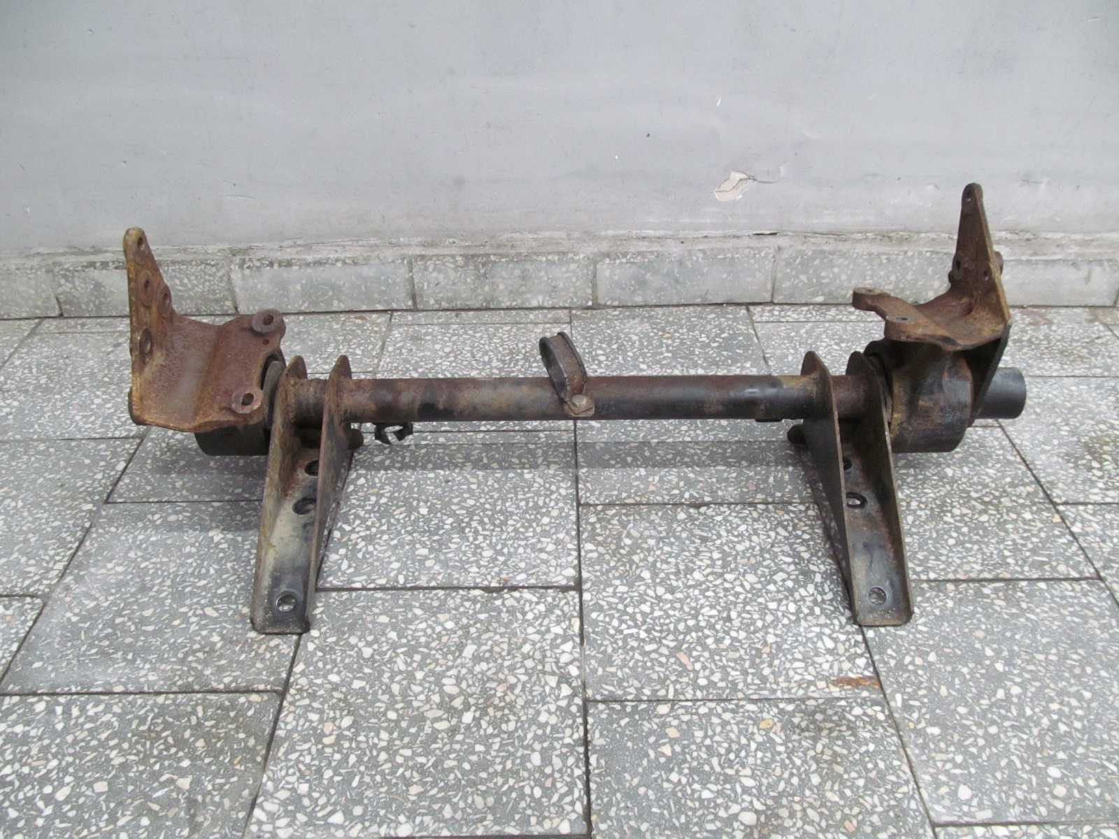 NISSAN CABSTAR MAXITY NT400 BELKA ZAWIAS KABINY 07-15