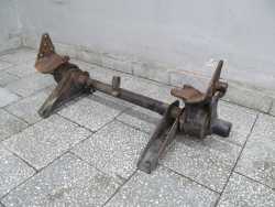 NISSAN CABSTAR MAXITY NT400 BELKA ZAWIAS KABINY 07-15